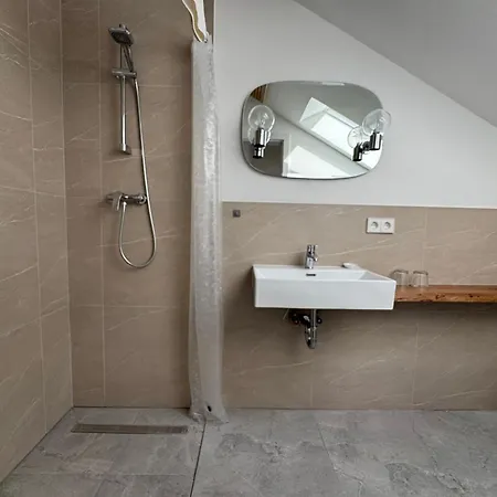Barbarossa Bed & Breakfast Kelbra